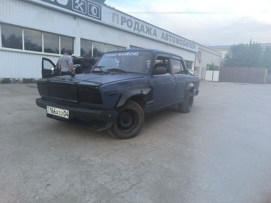 Продам машину ваз 2107