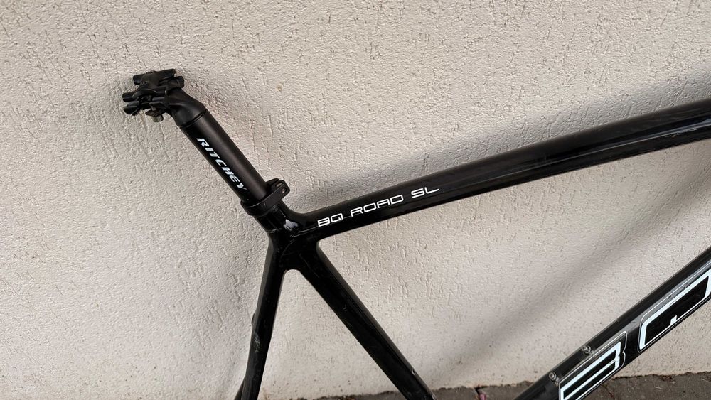 Cadru cursiera carbon BQ Road XL 60cm fisurat