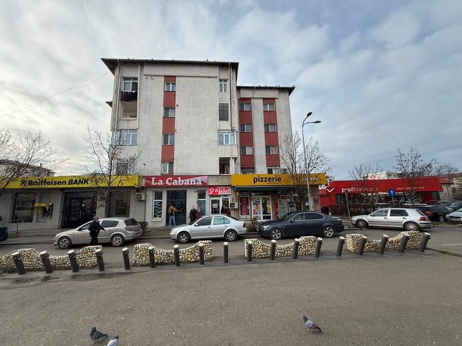 Spatiu comercial ULTRACENTRAL Topoloveni de inchiriat