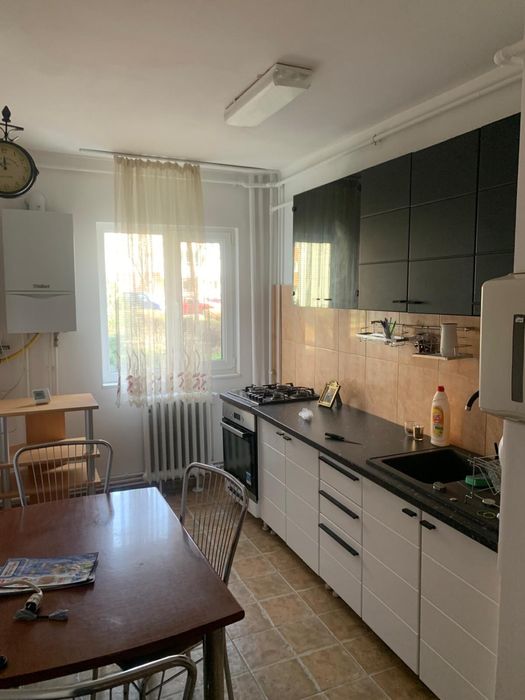 Apartament 3 cam de inchiriat aproape de iulius mall