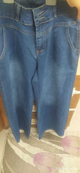 Продам джинсы новые
