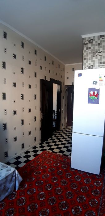 5 мкр. Орбитада 1 хонали 1 этажда падвали билан сотилади.