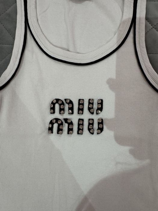 Дамски бял потник Miu Miu