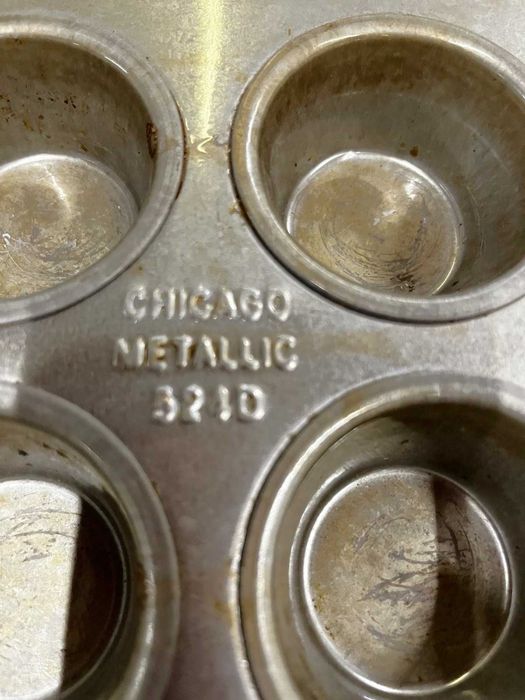 Тави за мини мъфини/ кексчета Chicago Metallic