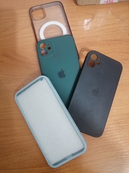 Продам чехлы на айфон