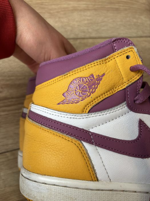 Air Jordan 1 OG High “Brotherhood” Purple and Yellow