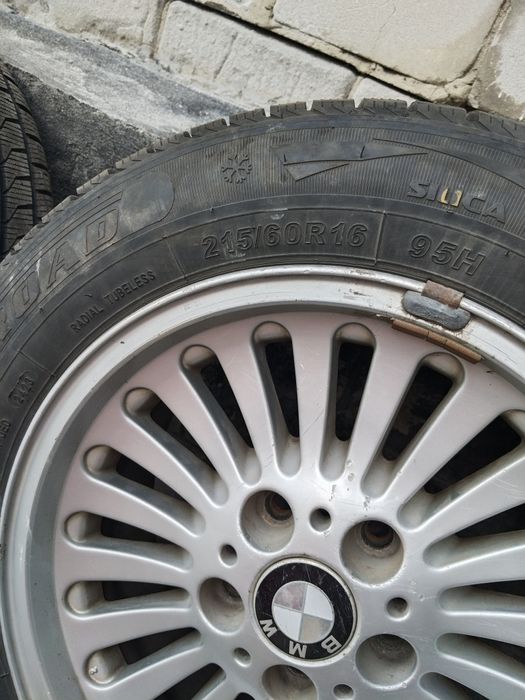 Колеса на БМВ 215/60R16