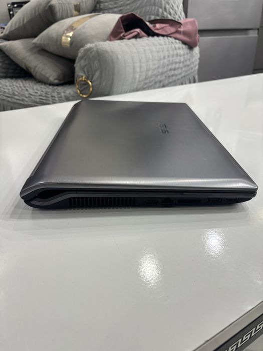 Asus n53j като нов