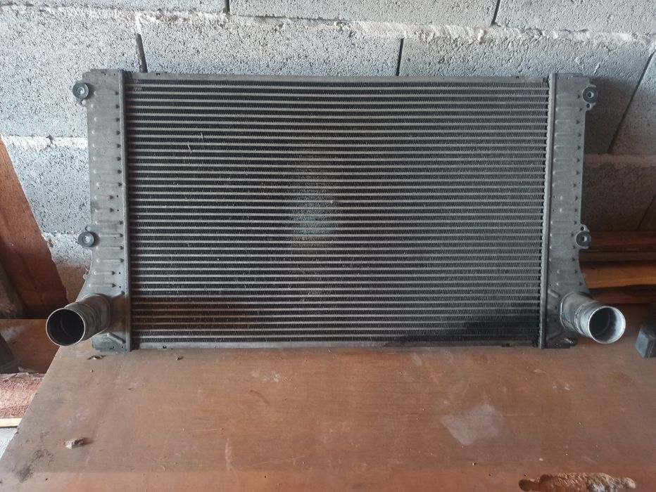 Интеркулер тойота рав4