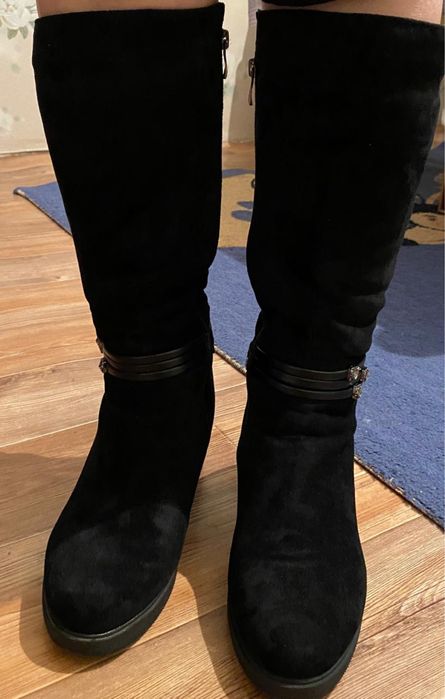 Продам сапоги.