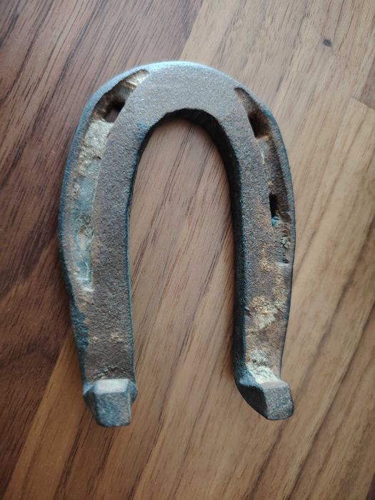 Стара подкова за късмет