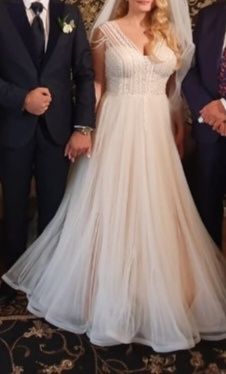 Vând Rochie mireasa Best Bride 42-44