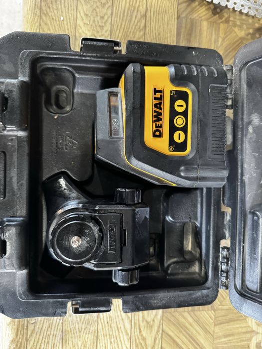 DeWALT DW0811 – 360°