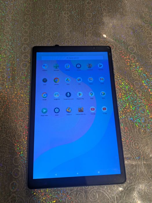 Vând tabletă funcționează foarte perfect