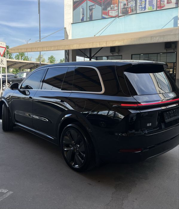 Li9 ultra 2024 qora full Lixiang