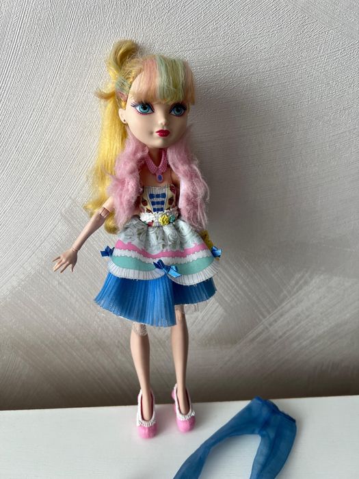 Блонди Локс Эвер Афтер Хай