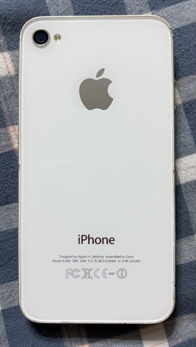 IPhone 4S, IOS 6.1.3, 32gb, идеальный