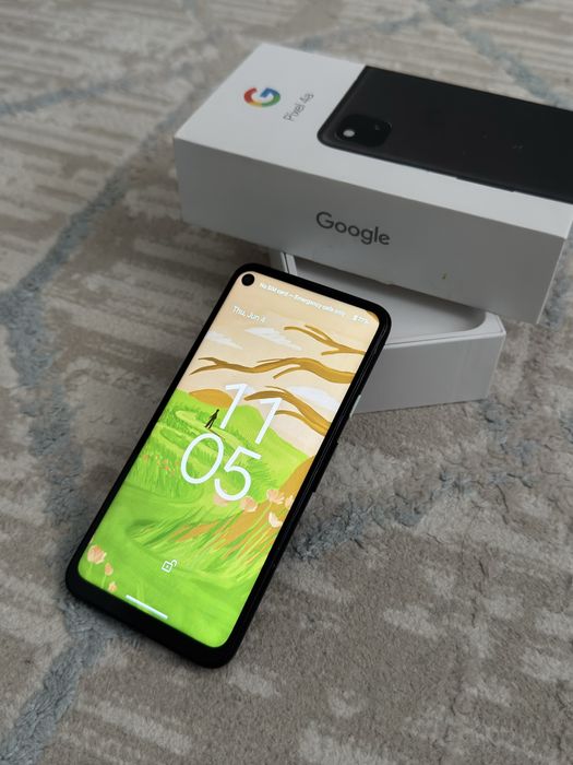 Телефон Google Pixel 4a