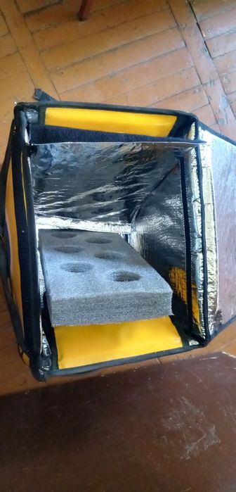 продам абсолютно новую укомплекмлектованую курьерскую термосумку