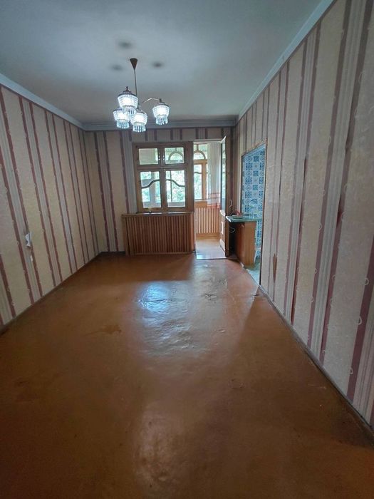 Продам квартиру. 2 ком/4/4 Чиланзар-11, 53-дом
