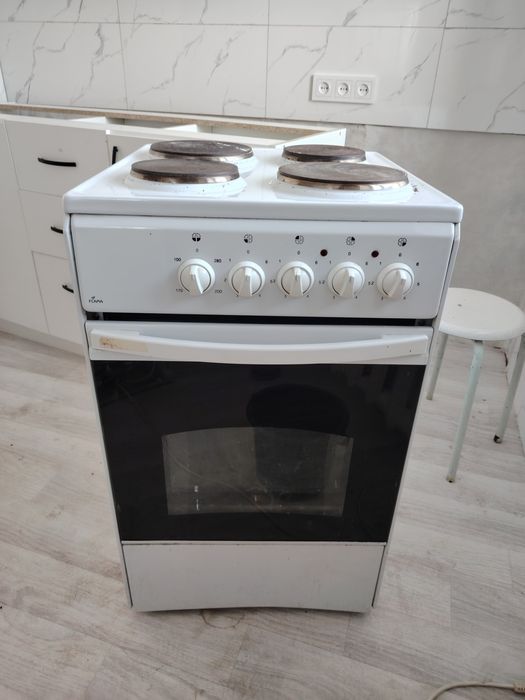 Продам электроплиту