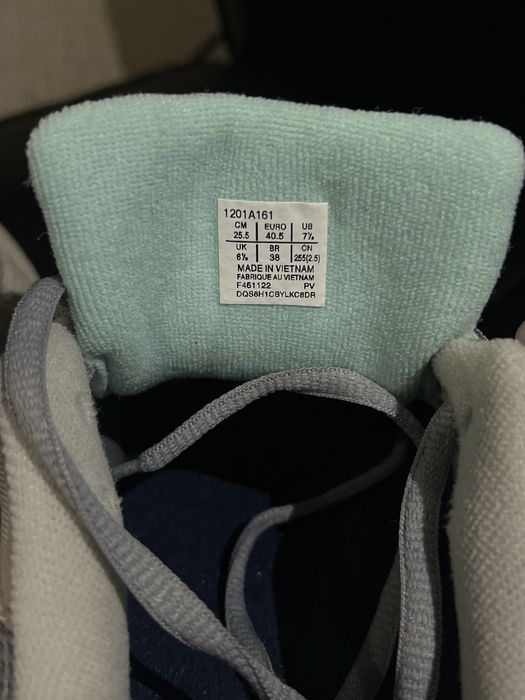 Кроссовки asics