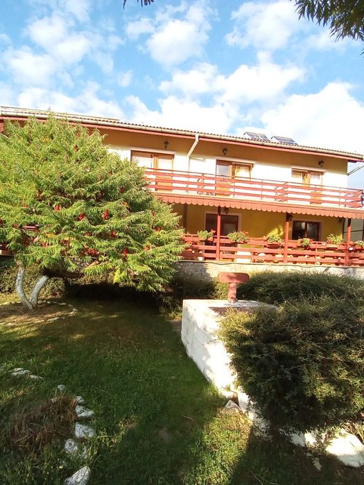 Închiriere Pensiune de Paște