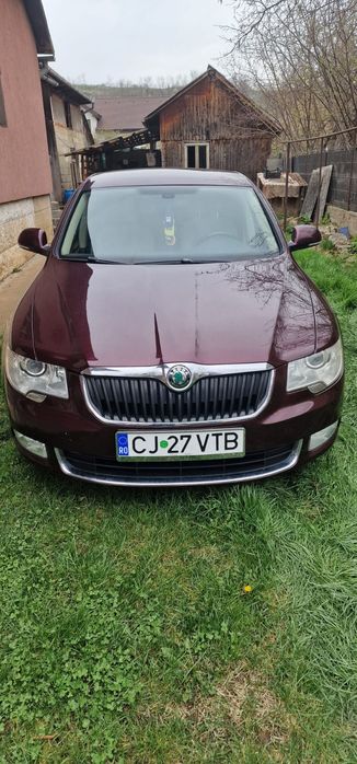 Vînd Skoda Superb 2 2010