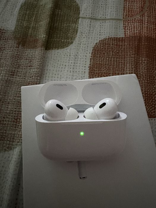 Оригинални Apple AirPods Pro 2