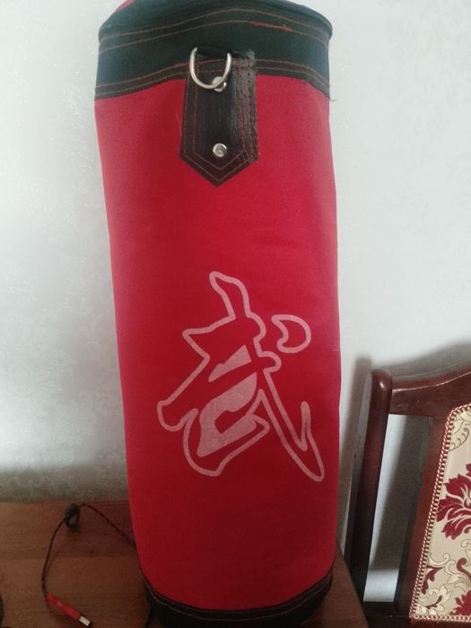 Продам боксёрскую грушу