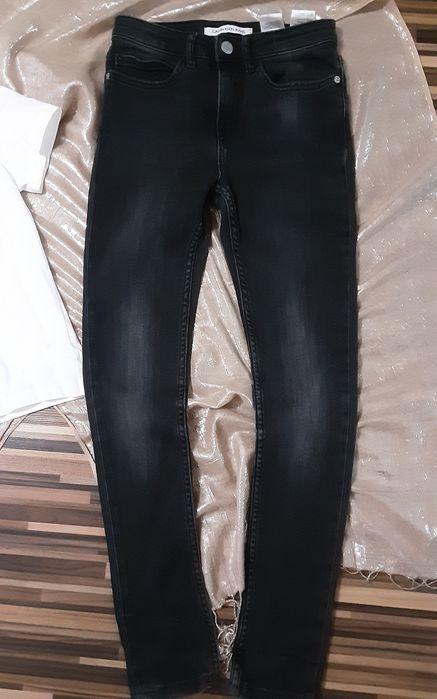 Calvin klein детски оригинални дънки за 12г.
ю