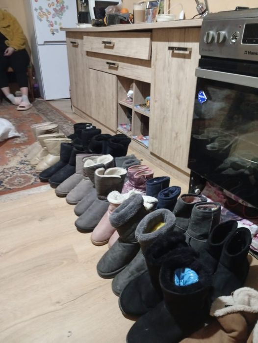 Vând ghete și bocanci de iarna