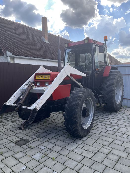 Tractor Case International 1056 XL