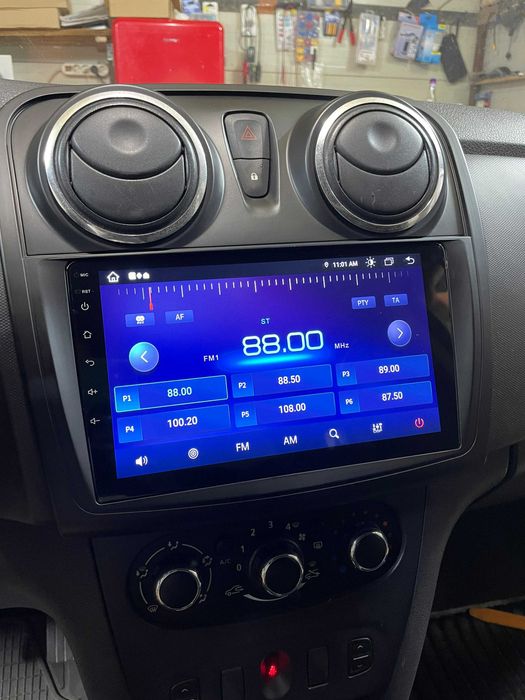 Navigatie Android Dacia Logan 2 Carplay Android Auto + Camera