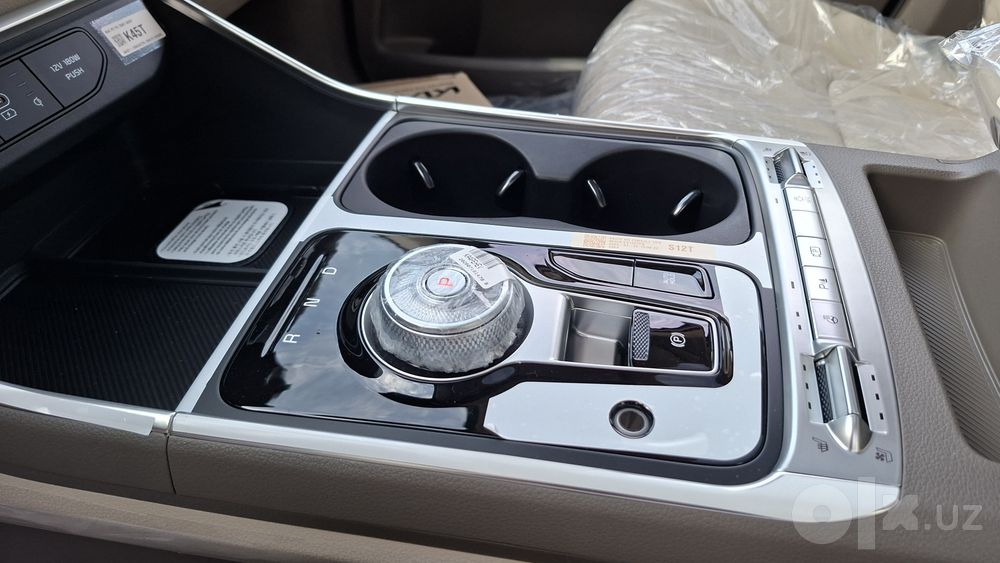 Kia Karnival Hybrid 1.6T X line