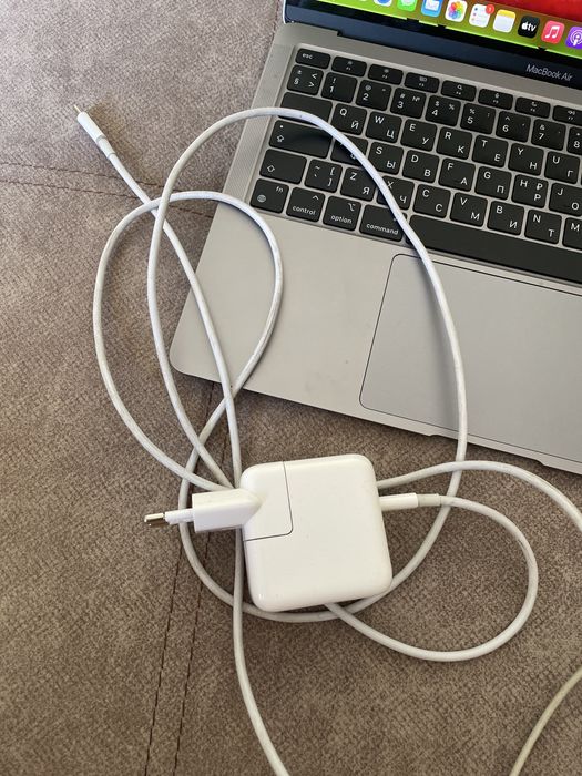 MacBook Air M1, 2020