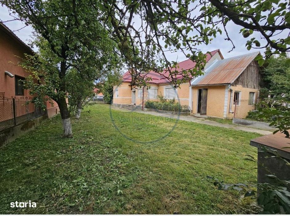 Casa cu gradina generoasa si toate utilitatile, la 25 km de Bistrita