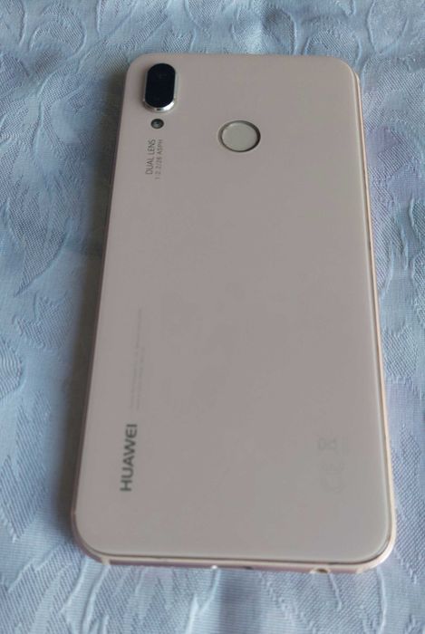 Смарт телефон Huawei P20 Lite розов