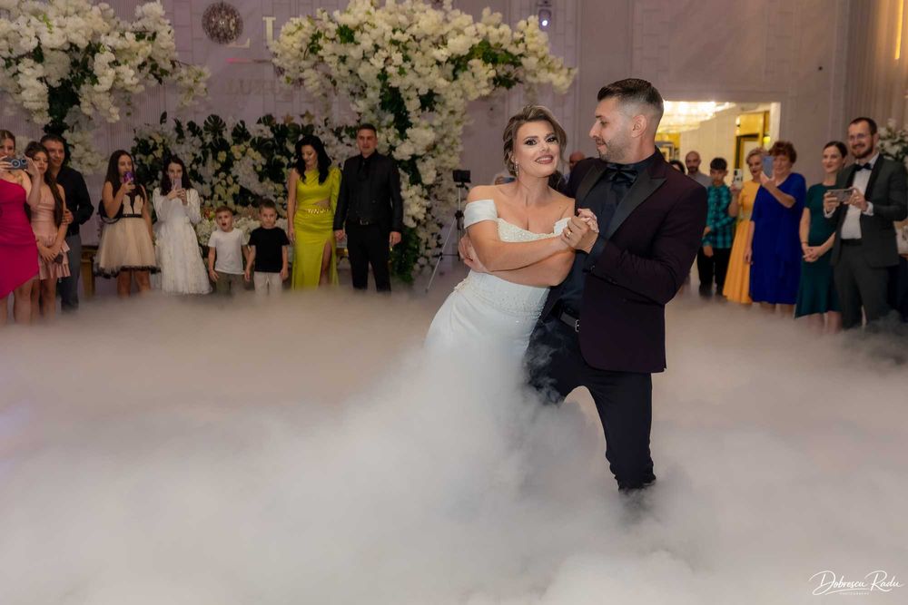 Fotograf Videograf Nunta Botez Cununie Civila Trash the Dress