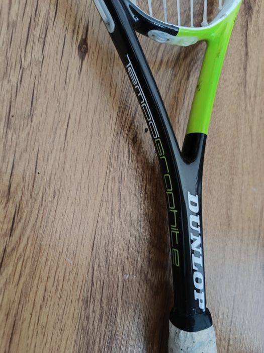 Графитна ракета за скуош Dunlop Tempo Graphite + калъф