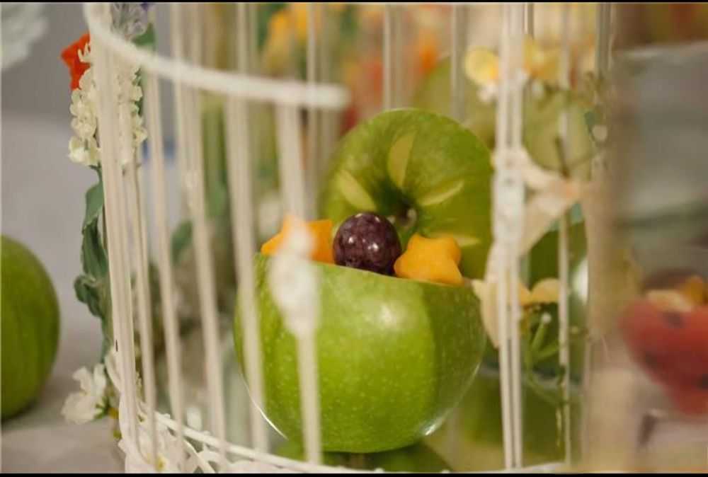 Fantana de ciocolata si bar de fructe