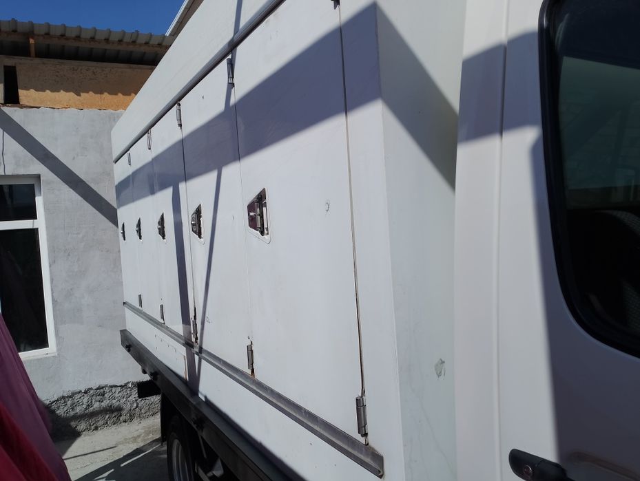 Mersides bens   412.