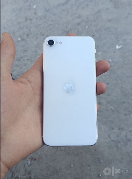 Apple iPhone SE 2020 sotiladi