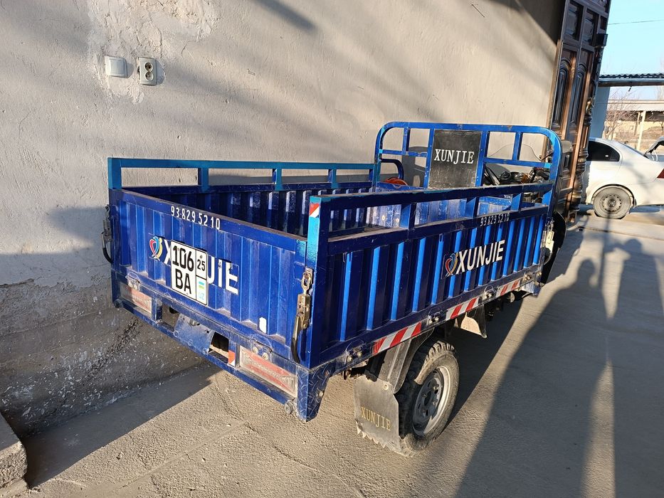 Мотоцикл сотилади. 25 МЛН