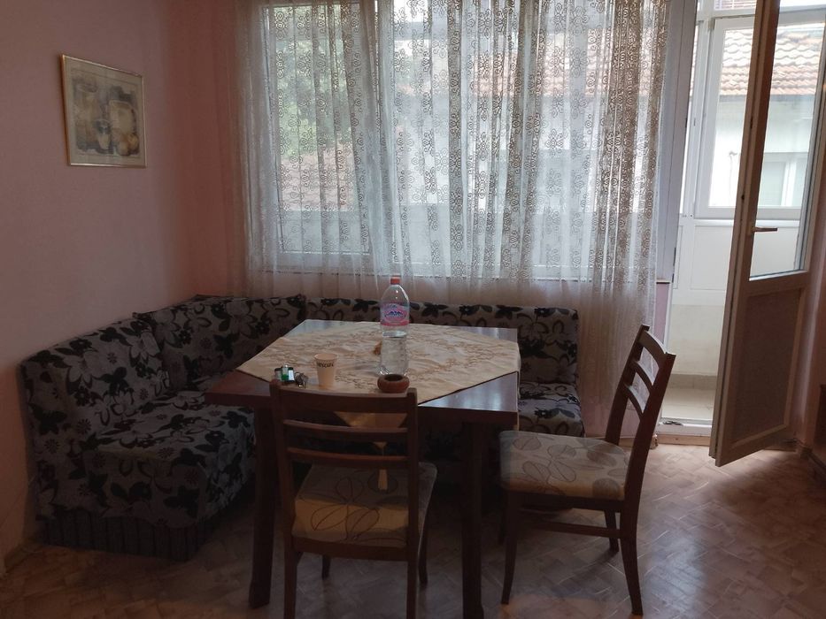 Дава се под наем Тристаен апартамент в Варна, ВИНС - 65 кв.м за 612 € - Снимка #8