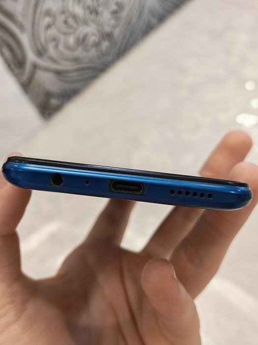 Телефон Realme 5 pro