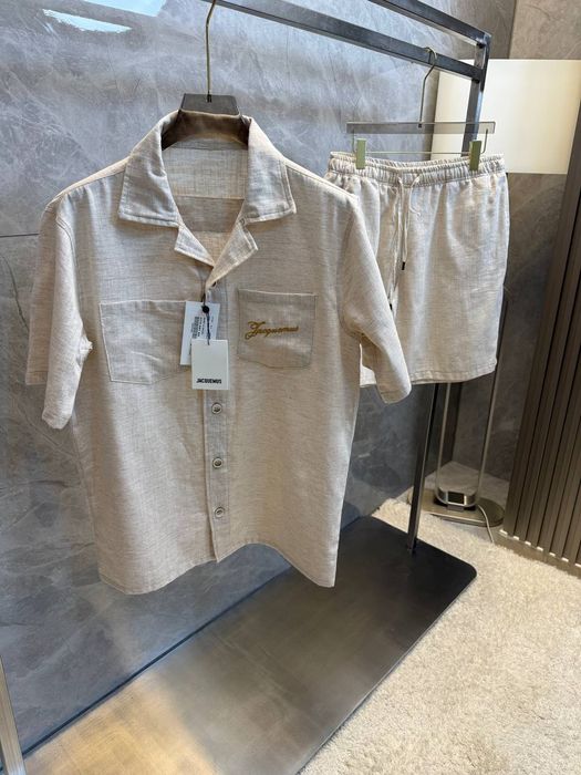 Мъжки къси екипи различни модели