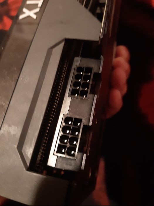 se vinde RTX 3080 TI