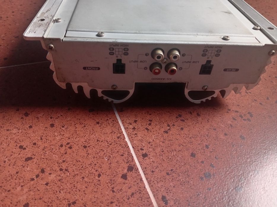 Сабвуфер и УСЕЛИТЕЛЬ JVC продаётся