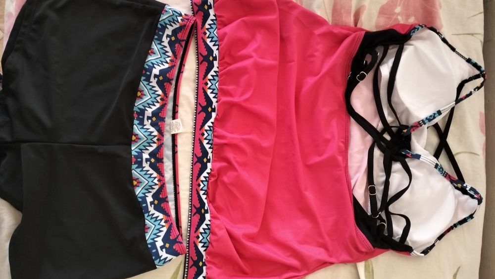 Продам купальник